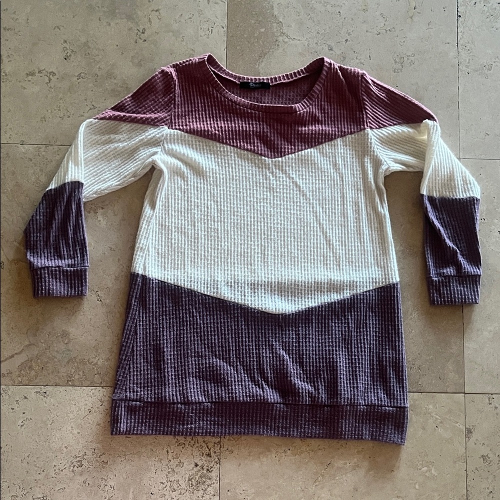 Priceless Colorblock Women's Sweater